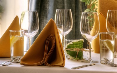 A Comparison of Cloth Vs. Paper Napkins